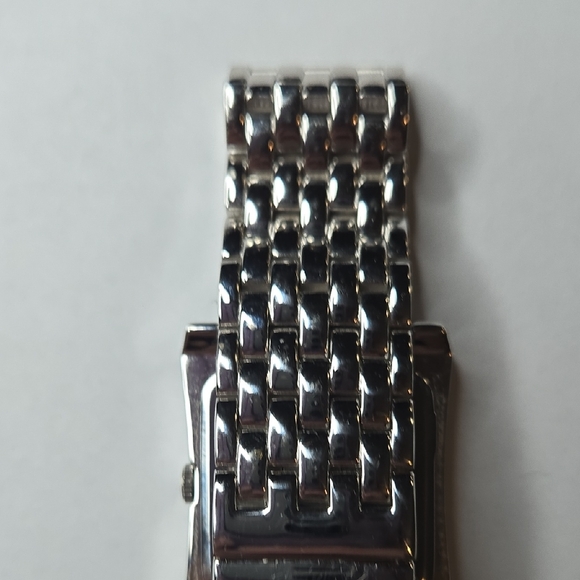 DMQ Ladies Watch - Untested‎ - Picture 7 of 9